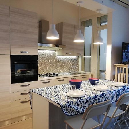 Appartamento Scilla Monolocale - Sulla Spiaggia Di Rimini Eksteriør bilde